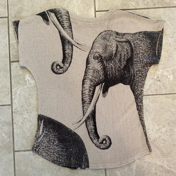 Gaze Vintage USA Tan & Grey Elephant Knit Tee - Picture 5 of 5